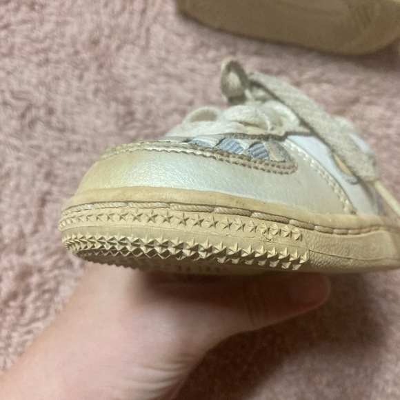Baby Vintage Nikes - Picture 12 of 13